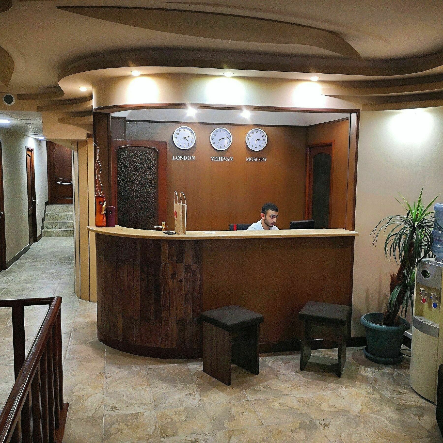 Prime Hotel Tours Erevan Exterior foto